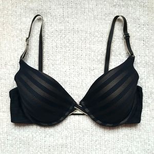 Self Expressions Bra. 34D. EUC.